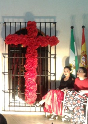 Cruz de mayo flamenca
